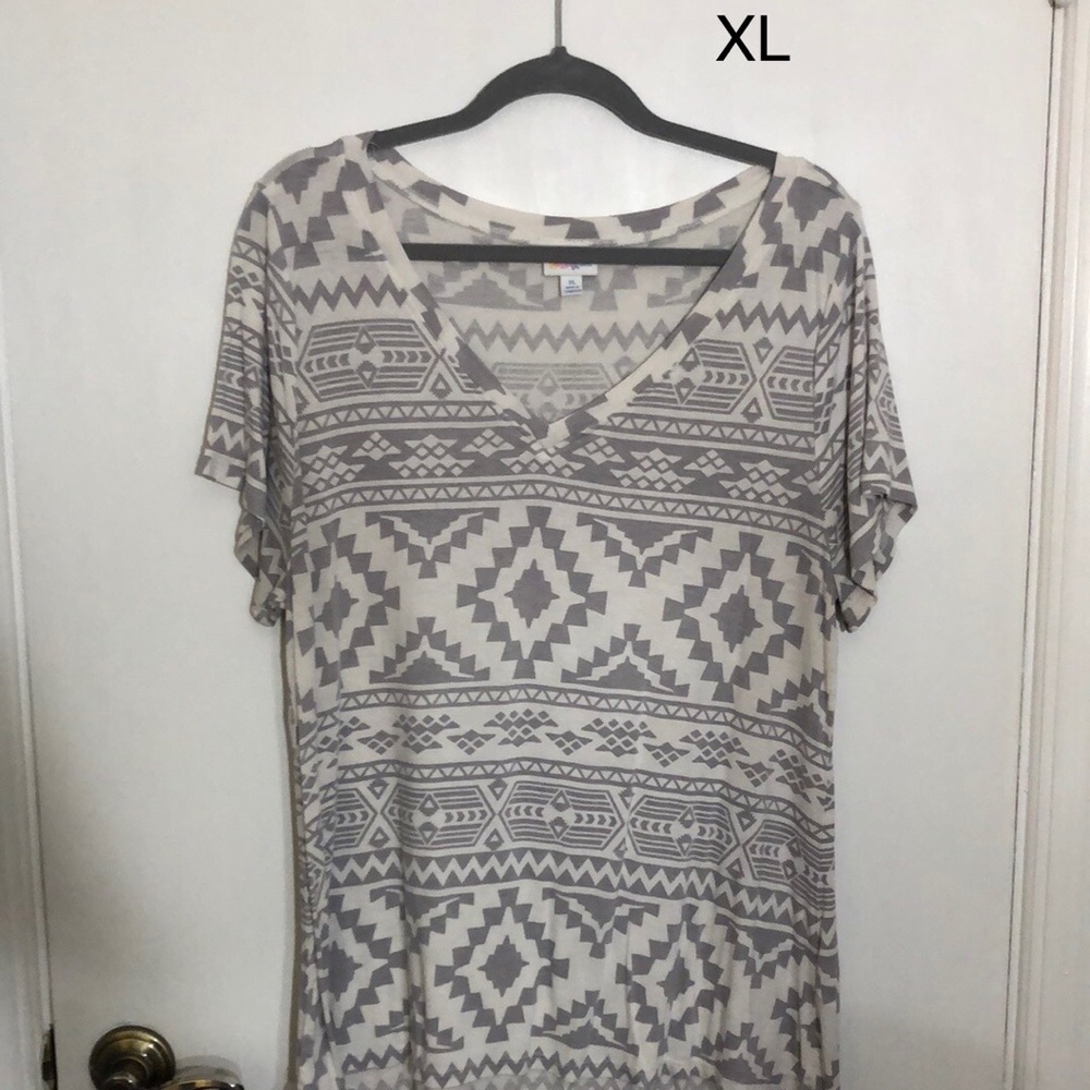 Lularoe Christy T